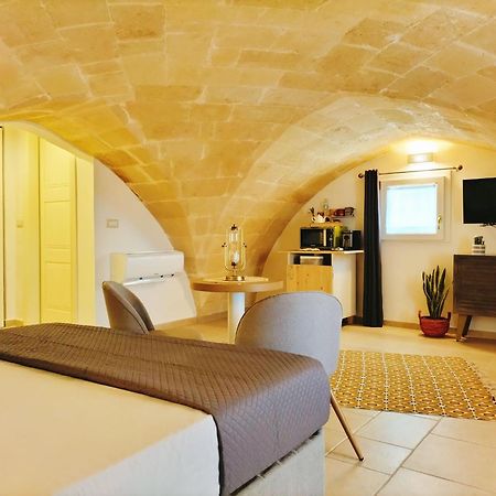 Domus Santi Medici Affittacamere Massafra Exteriör bild